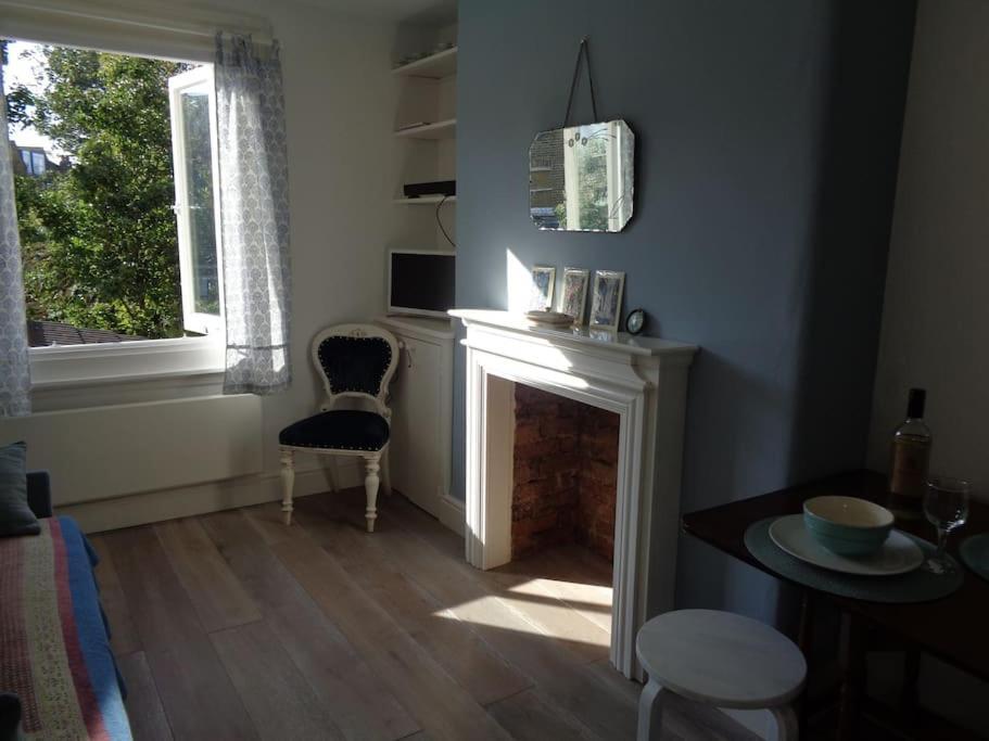 Charming English Style Studio Flat London Eksteriør bilde
