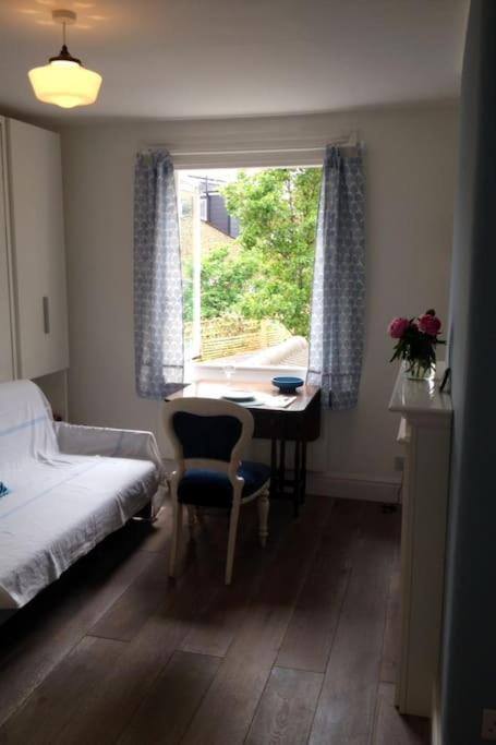 Charming English Style Studio Flat London Eksteriør bilde